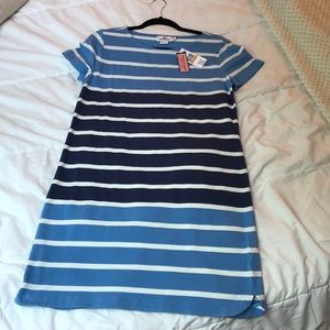 Vineyard Vines dress